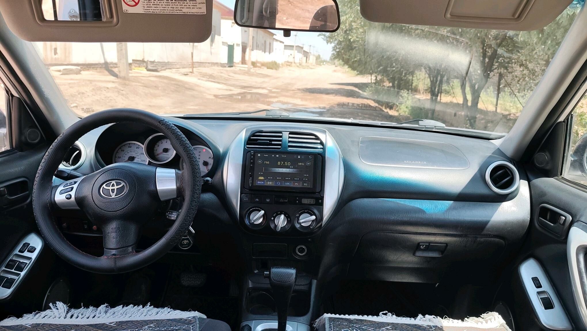 Toyota RAV4 2004 - 130 000 TMT - Шабатский этрап - img 9