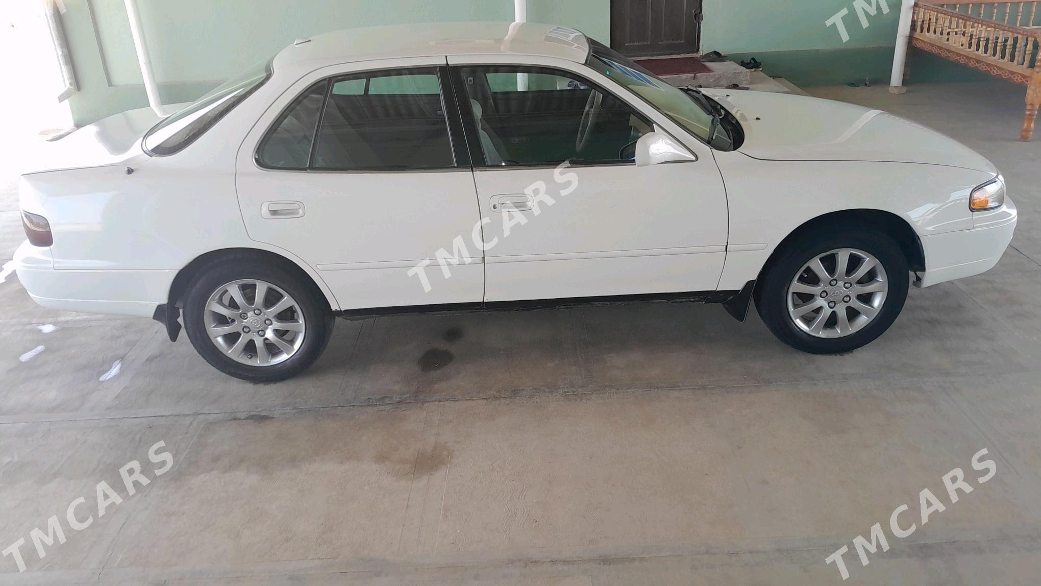 Toyota Camry 1996 - 100 000 TMT - Мургап - img 7