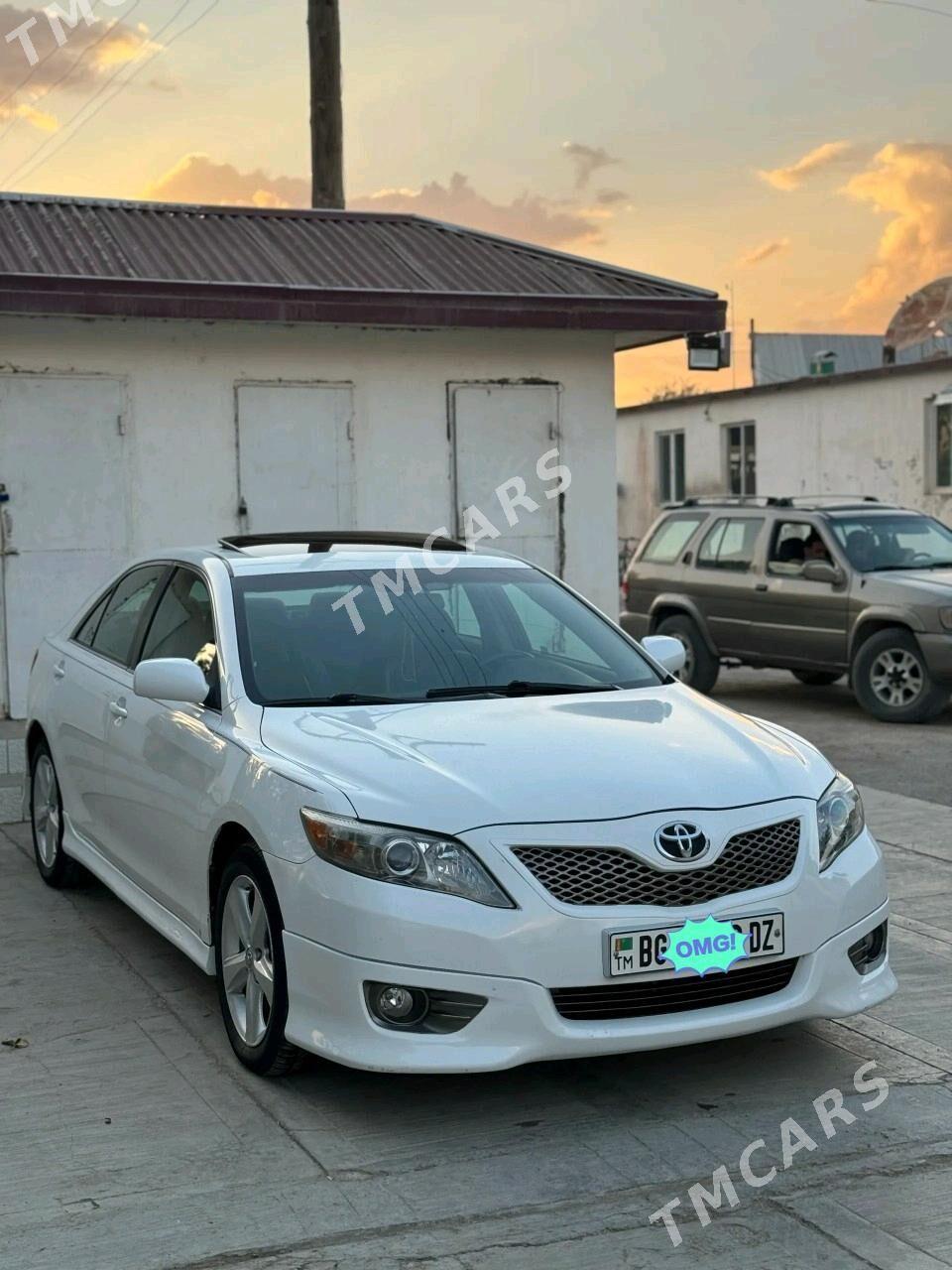 Toyota Camry 2011 - 212 000 TMT - Гурбансолтан Едже - img 6