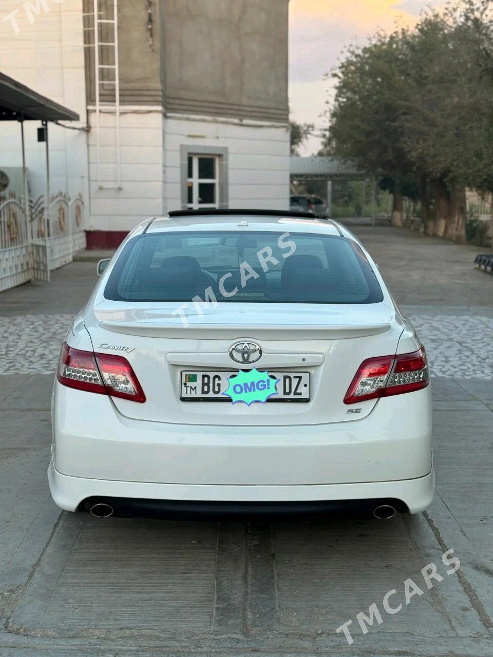 Toyota Camry 2011 - 212 000 TMT - Гурбансолтан Едже - img 4
