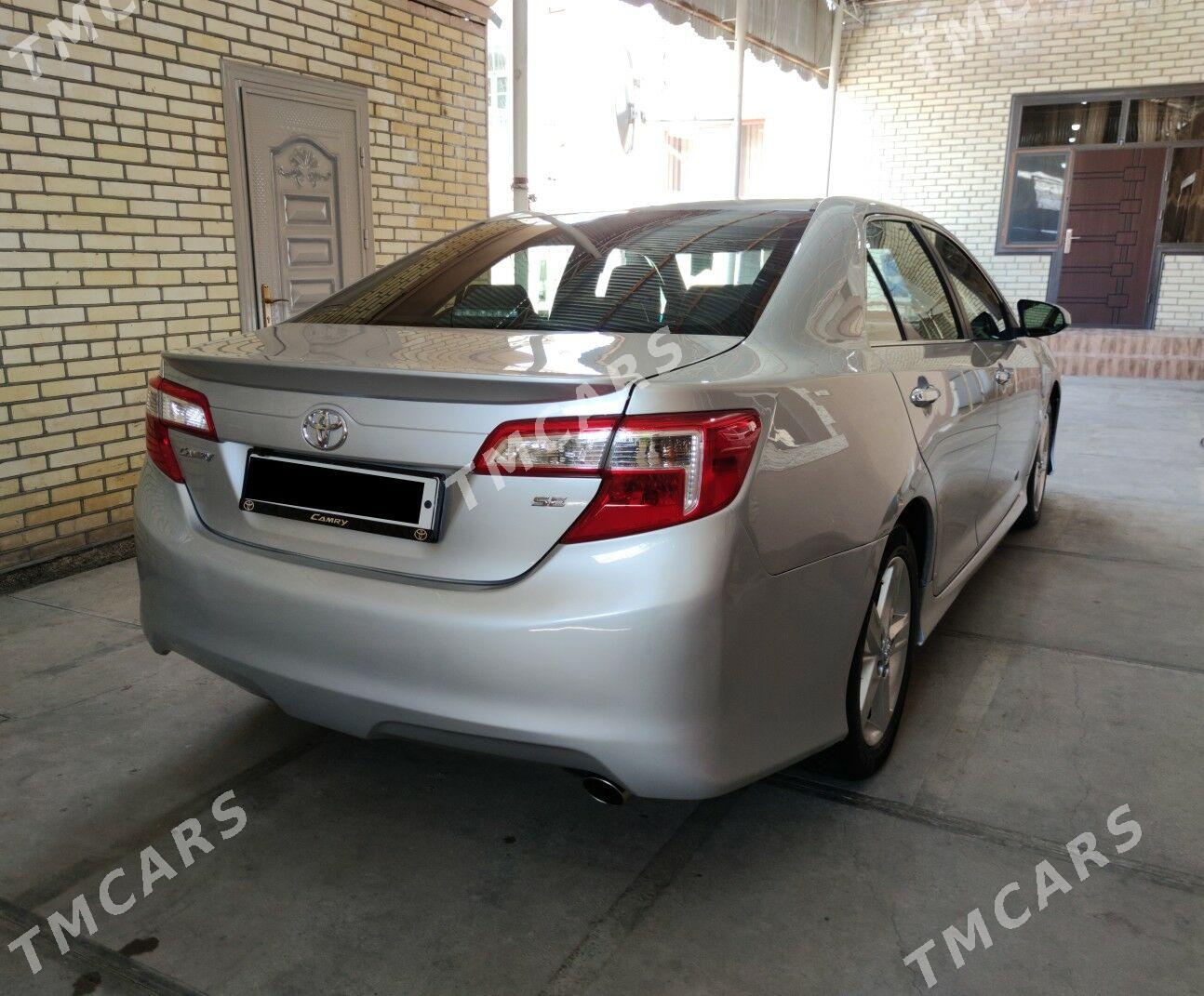 Toyota Camry 2013 - 230 000 TMT - Мары - img 6