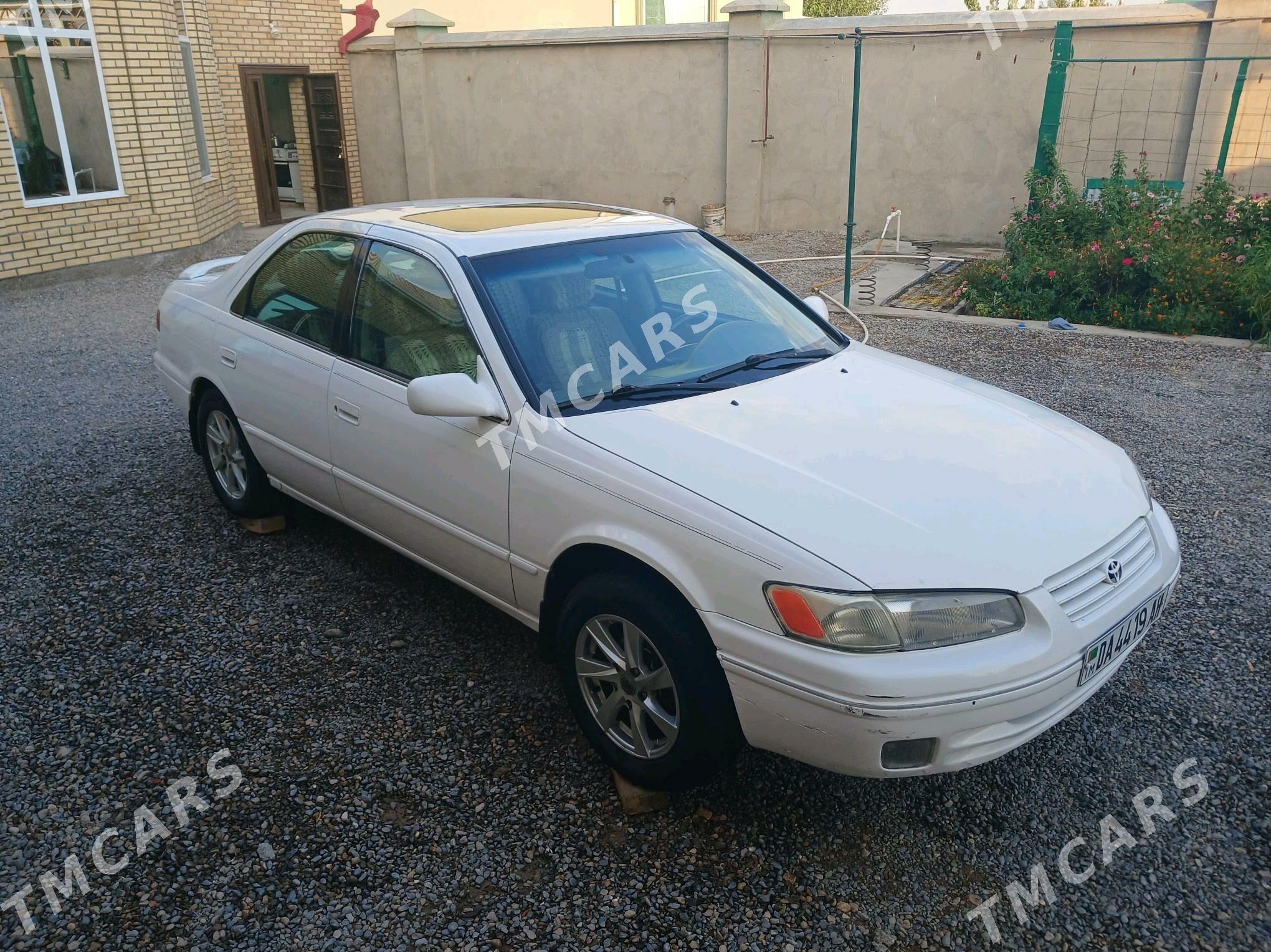 Toyota Camry 1997 - 115 000 TMT - Мары - img 3