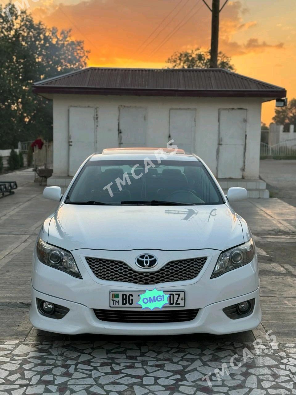 Toyota Camry 2011 - 212 000 TMT - Гурбансолтан Едже - img 9