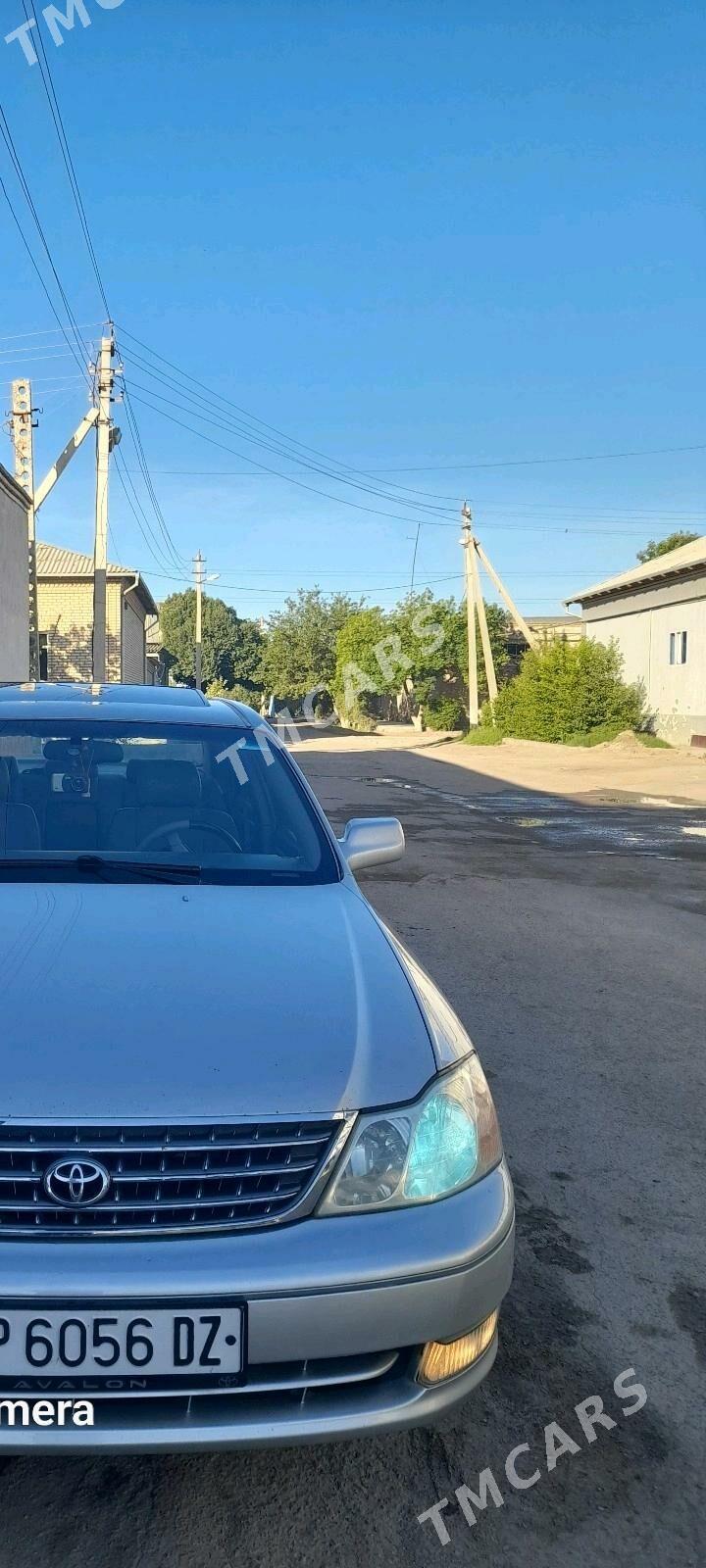 Toyota Avalon 2003 - 240 000 TMT - Дашогуз - img 4