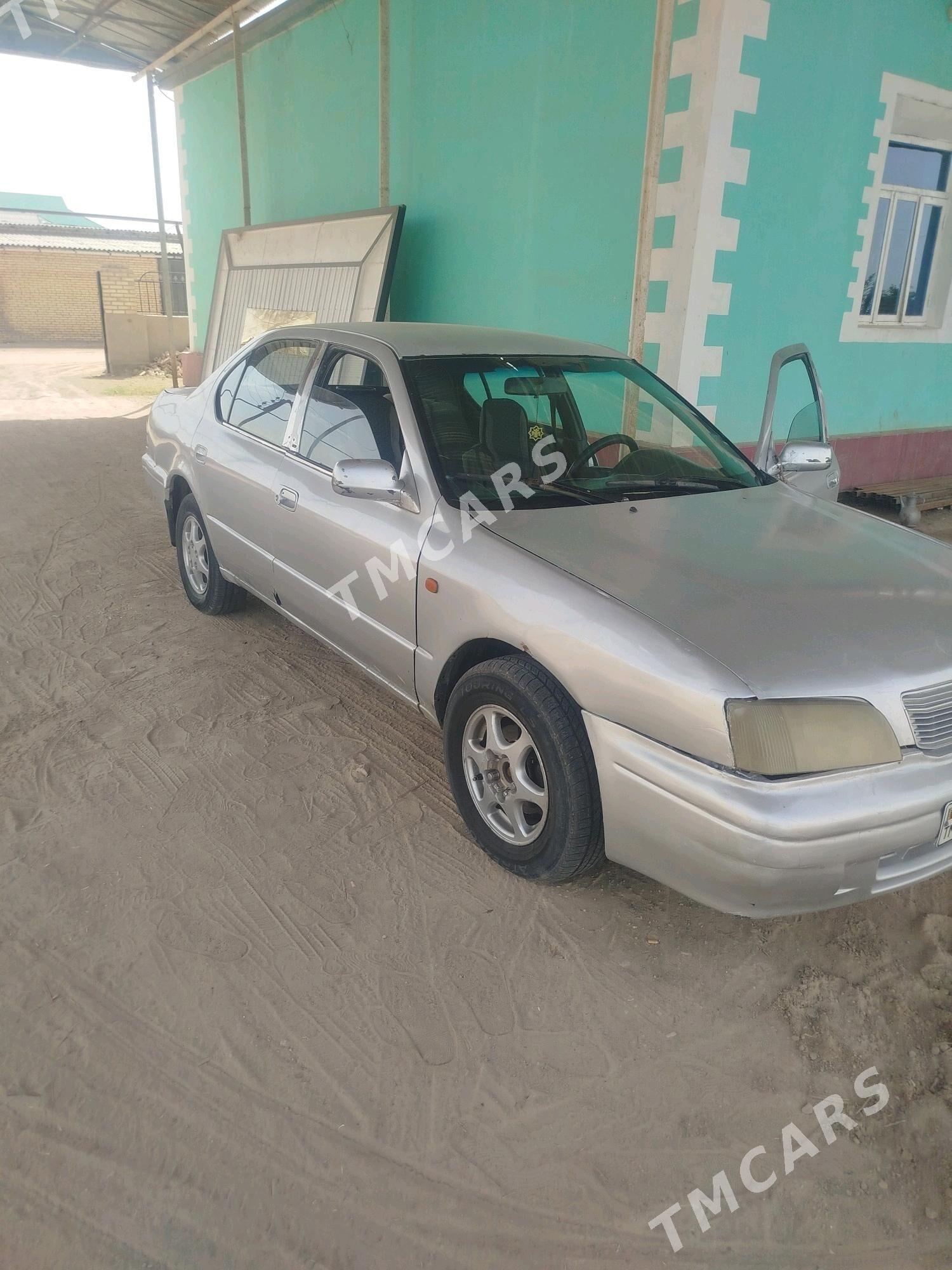 Toyota Camry 1995 - 32 000 TMT - Сакарчага - img 2