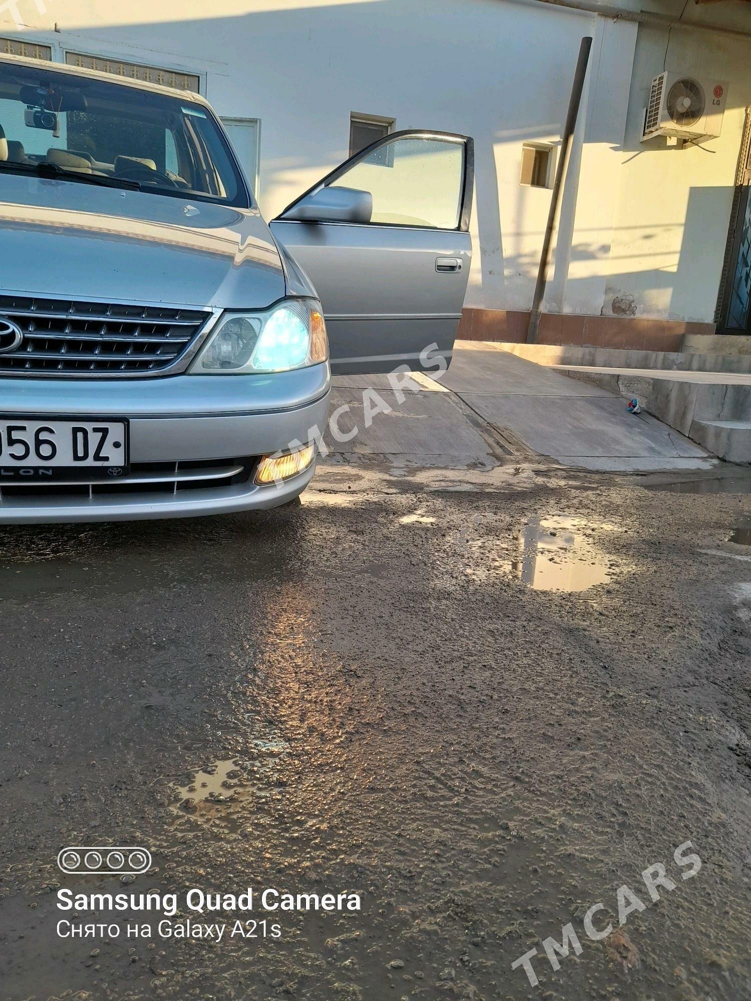 Toyota Avalon 2003 - 240 000 TMT - Дашогуз - img 6