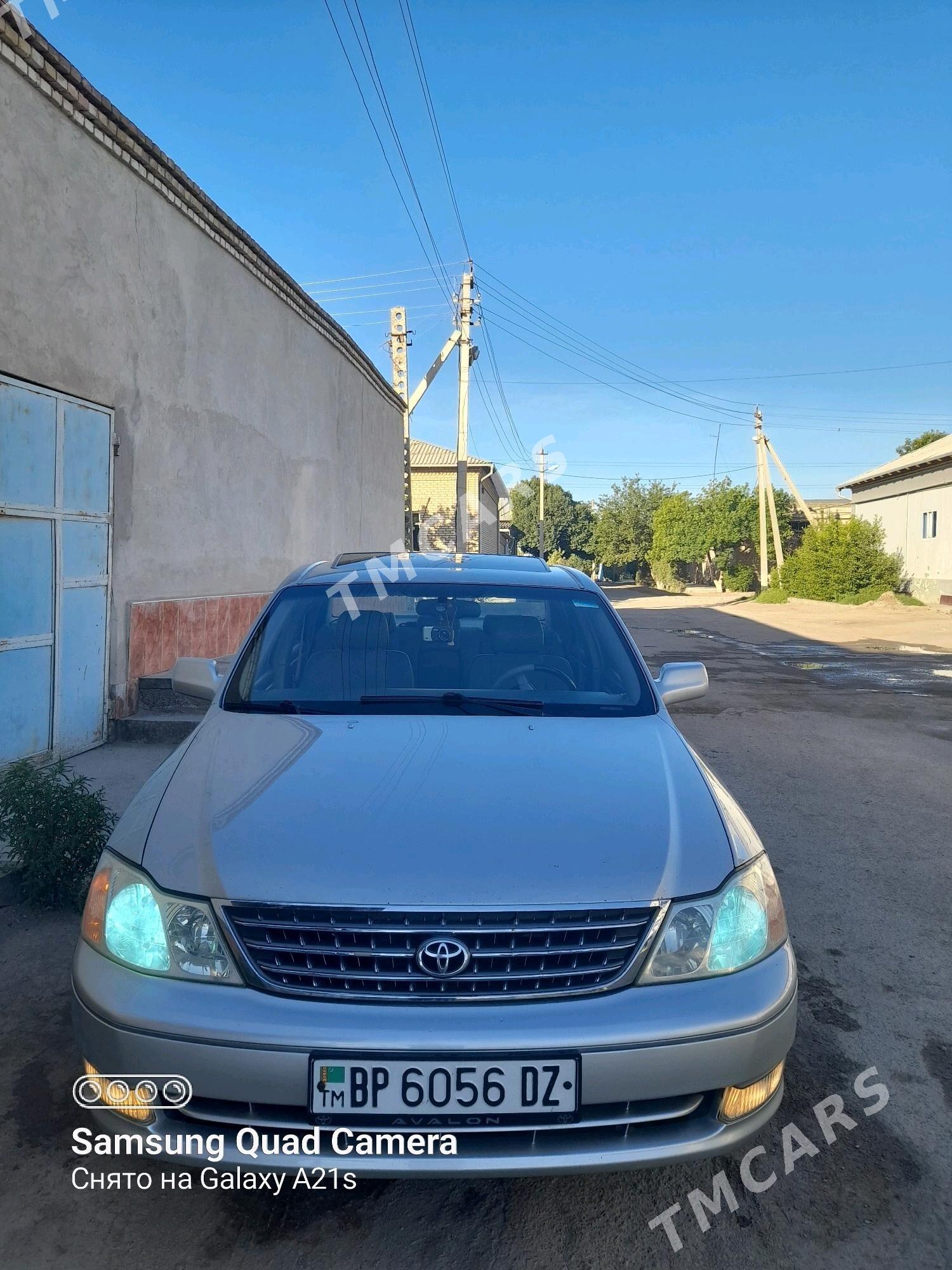 Toyota Avalon 2003 - 240 000 TMT - Дашогуз - img 8