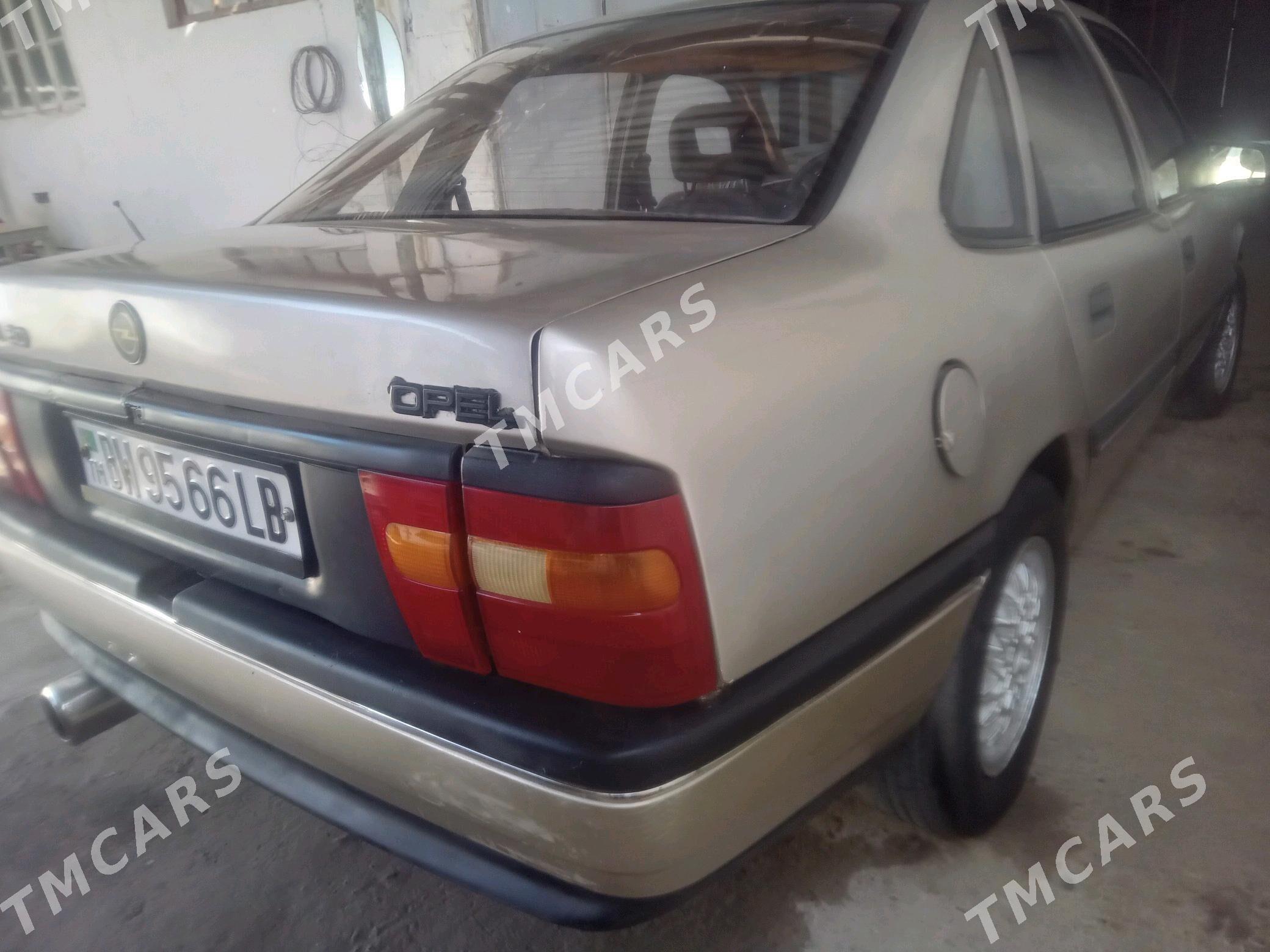 Opel Vectra 1989 - 16 000 TMT - Türkmenabat - img 4