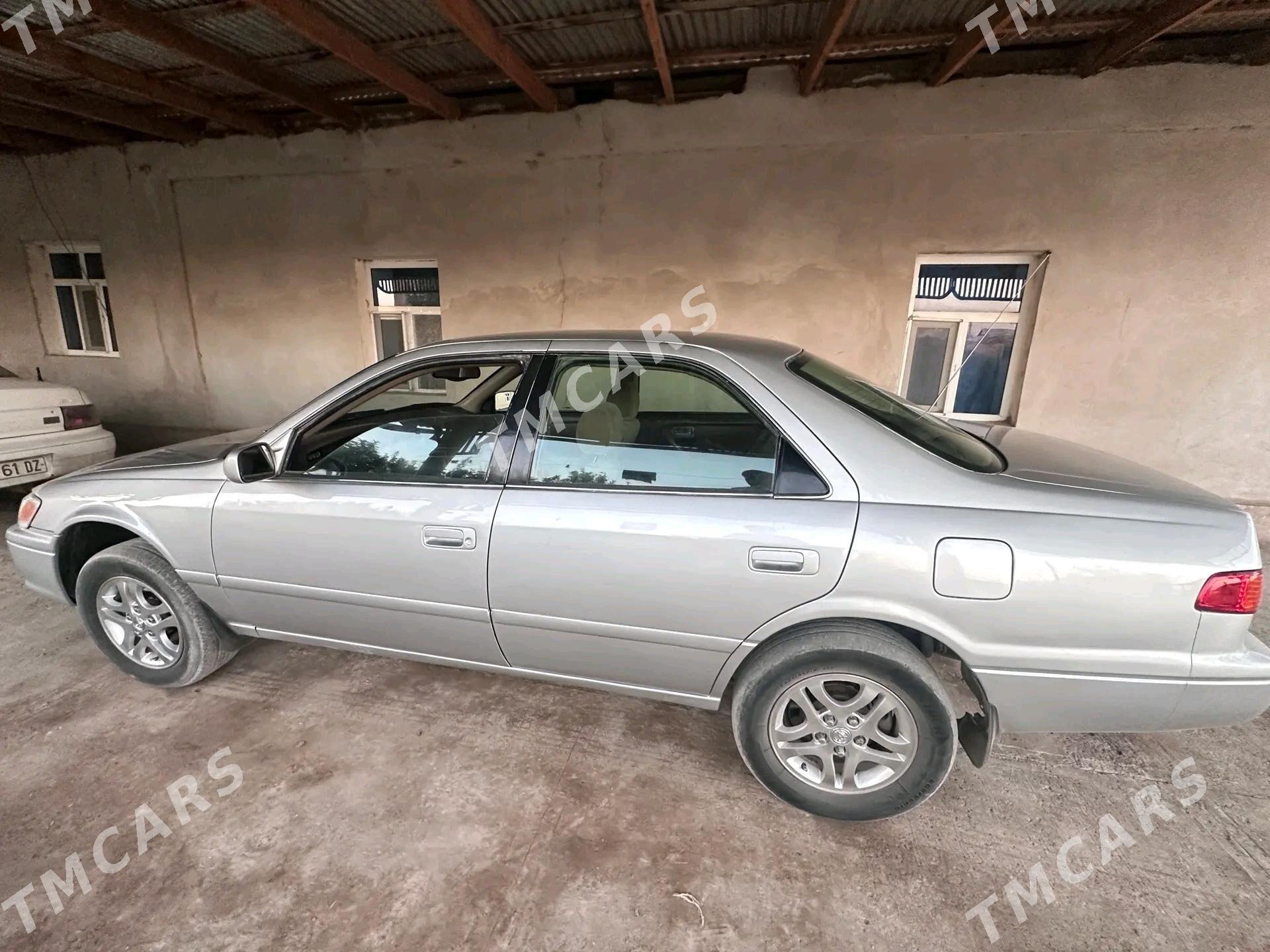 Toyota Camry 1999 - 115 000 TMT - Köneürgenç - img 4