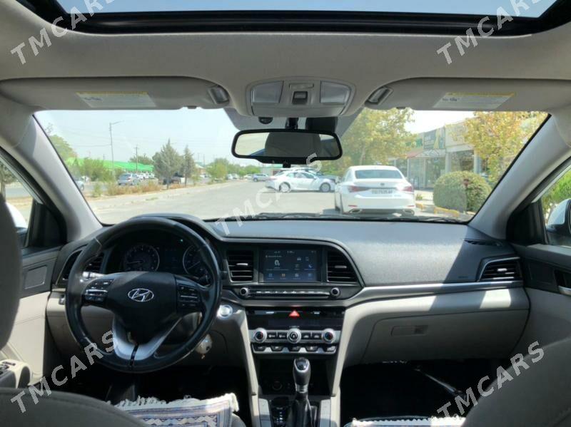 Hyundai Elantra 2019 - 210 000 TMT - Bedew - img 3