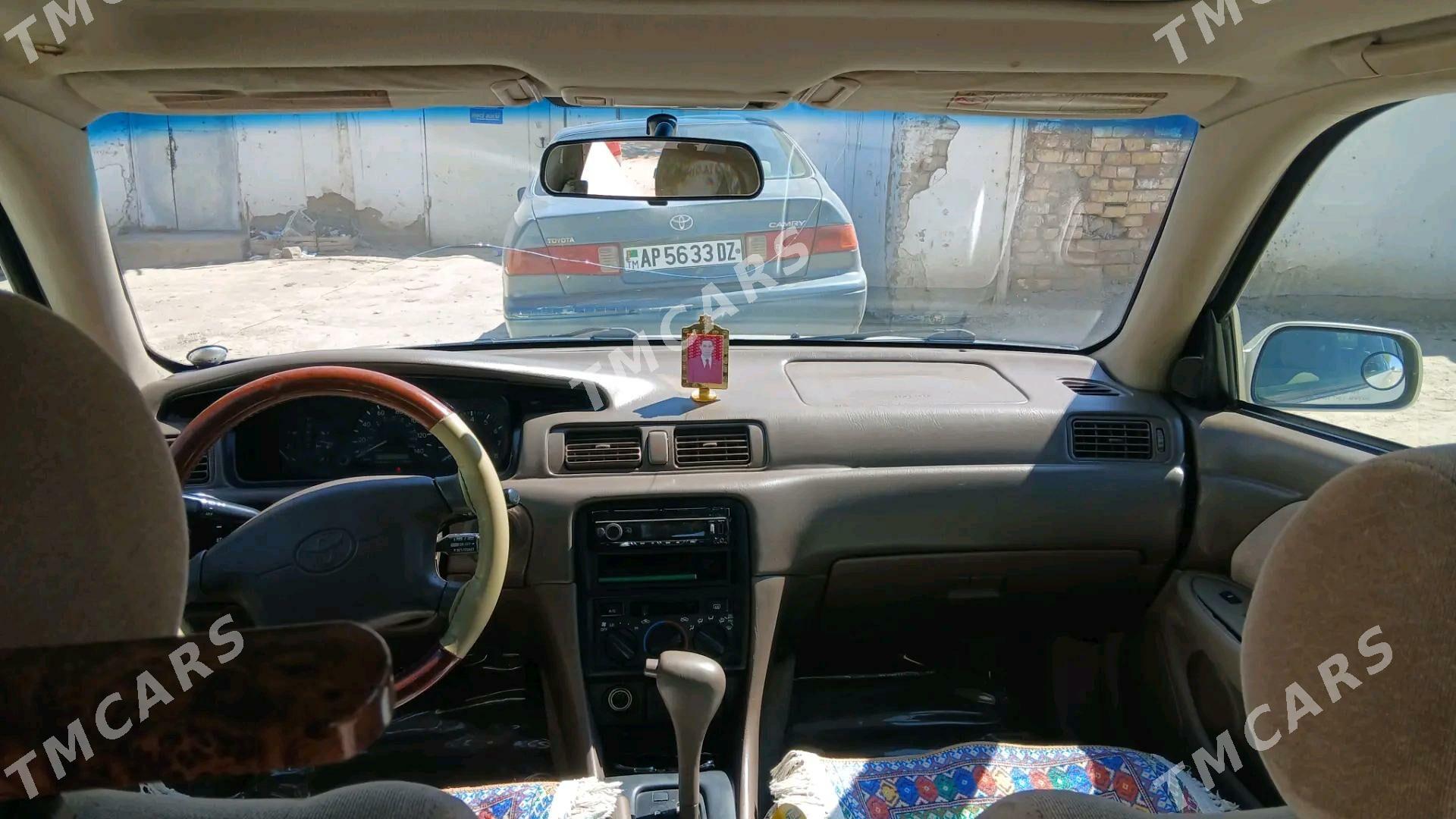 Toyota Camry 1999 - 115 000 TMT - Köneürgenç - img 7