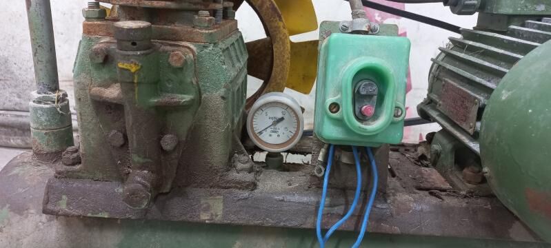 KOMPRESSOR КОМПРЕССОР 3 фаза 4 400 TMT - Büzmeýin GRES - img 3