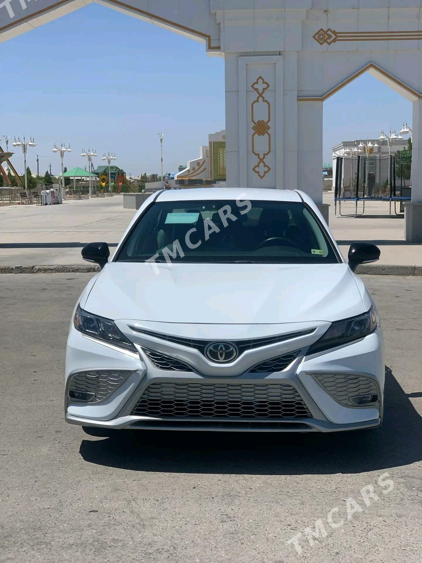 Toyota Camry 2022 - 340 000 TMT - Мары - img 5