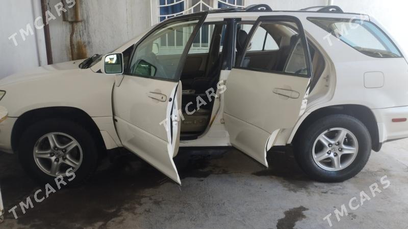 Lexus RX 300 2001 - 180 000 TMT - Гёкдже - img 9
