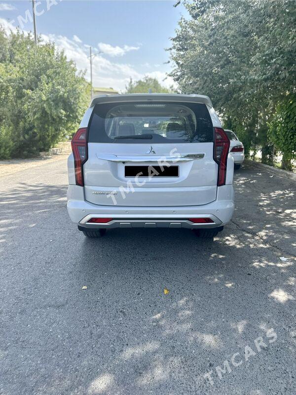 Mitsubishi Pajero 2020 - 400 000 TMT - Aşgabat - img 4