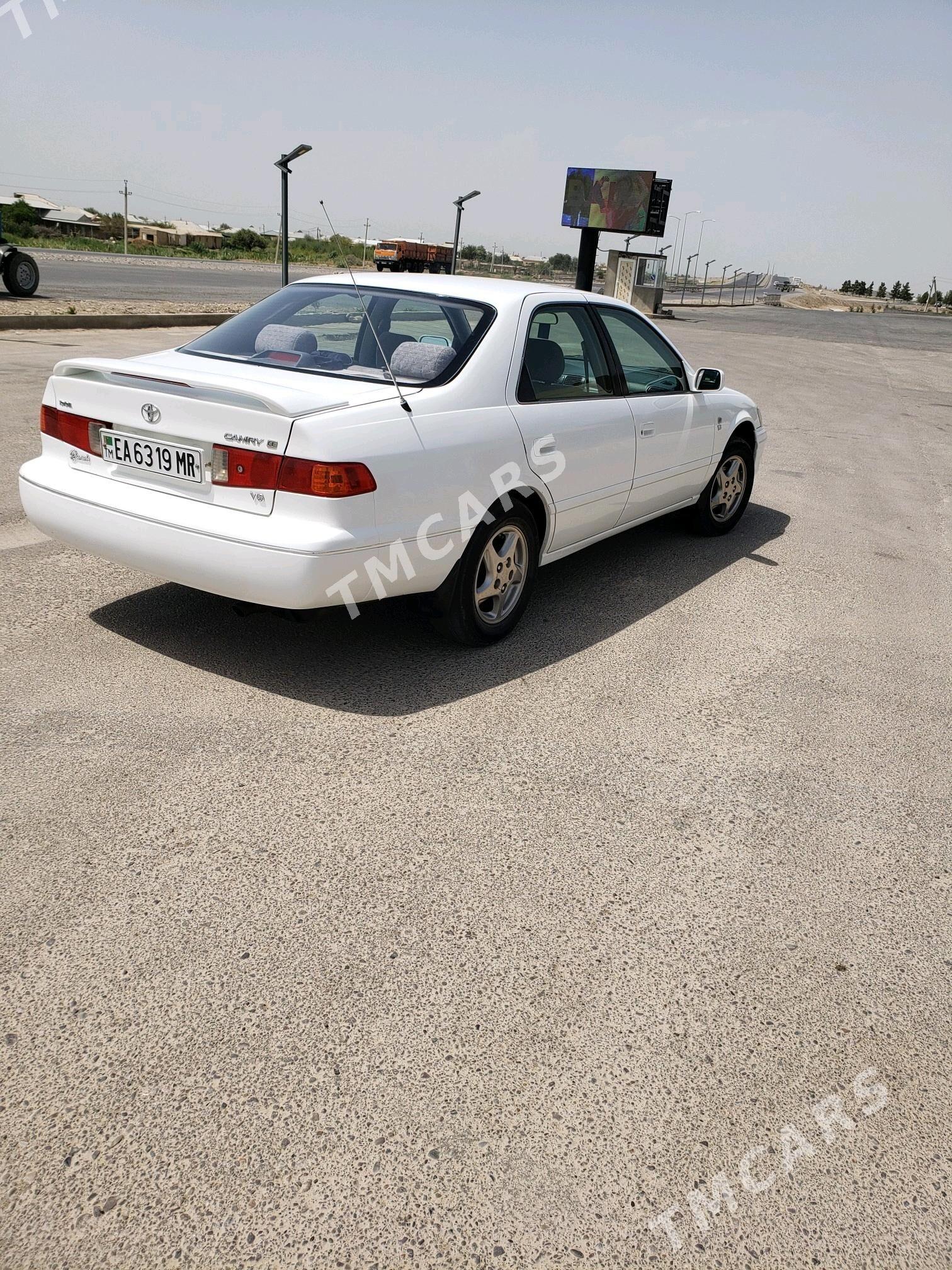 Toyota Camry 2000 - 135 000 TMT - Mary - img 4