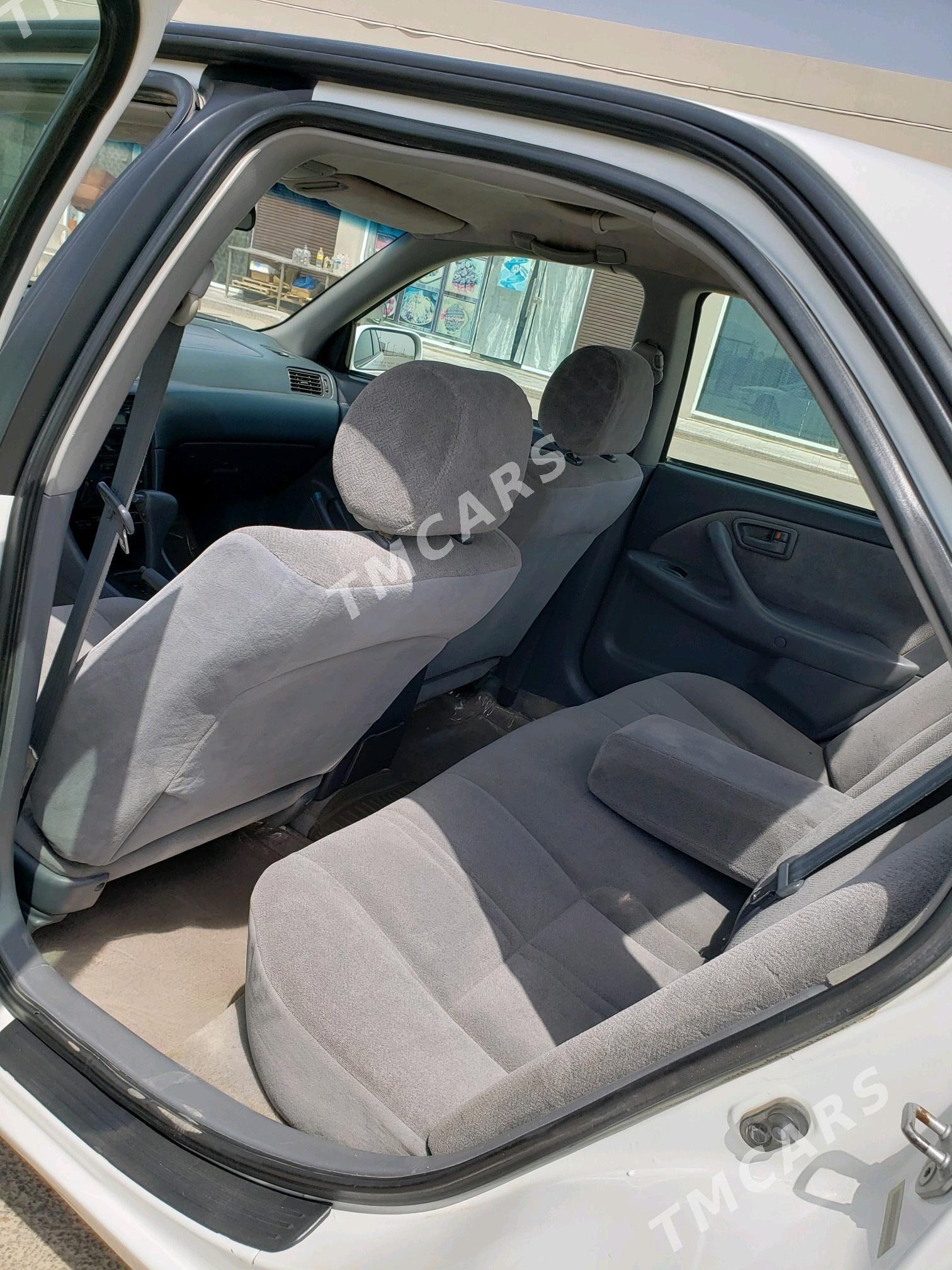Toyota Camry 2000 - 135 000 TMT - Mary - img 2