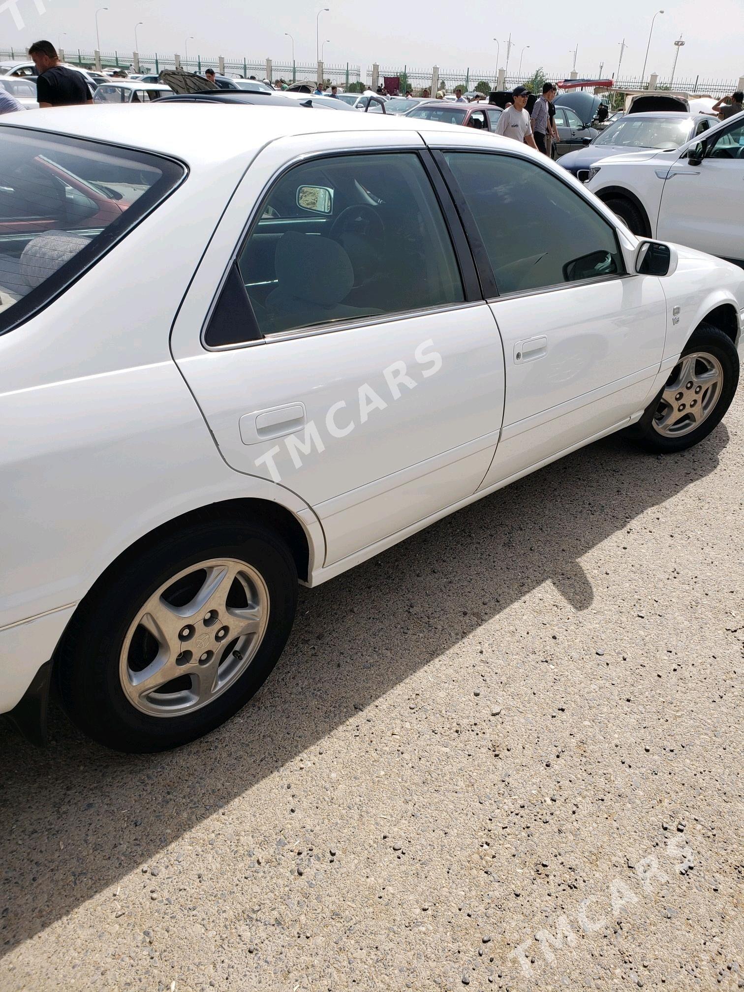 Toyota Camry 2000 - 135 000 TMT - Mary - img 9