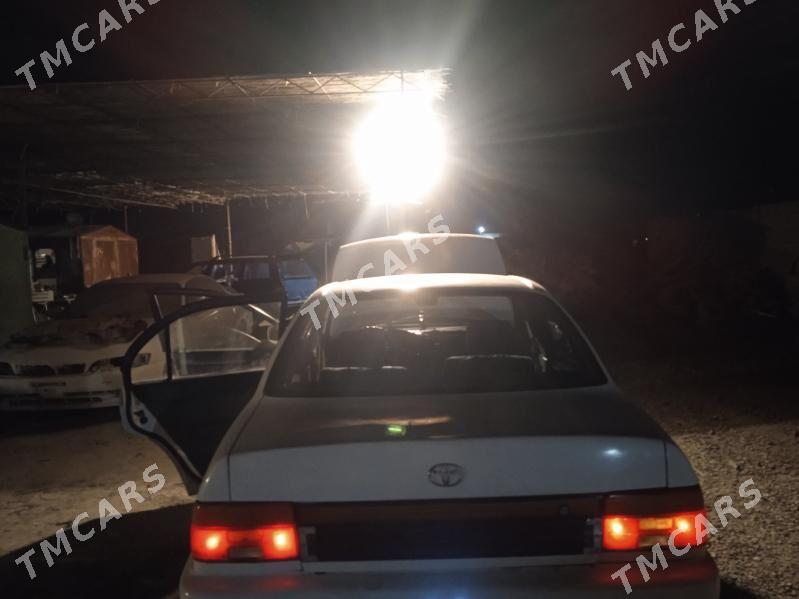 Toyota Corolla 1995 - 50 000 TMT - Türkmenabat - img 9