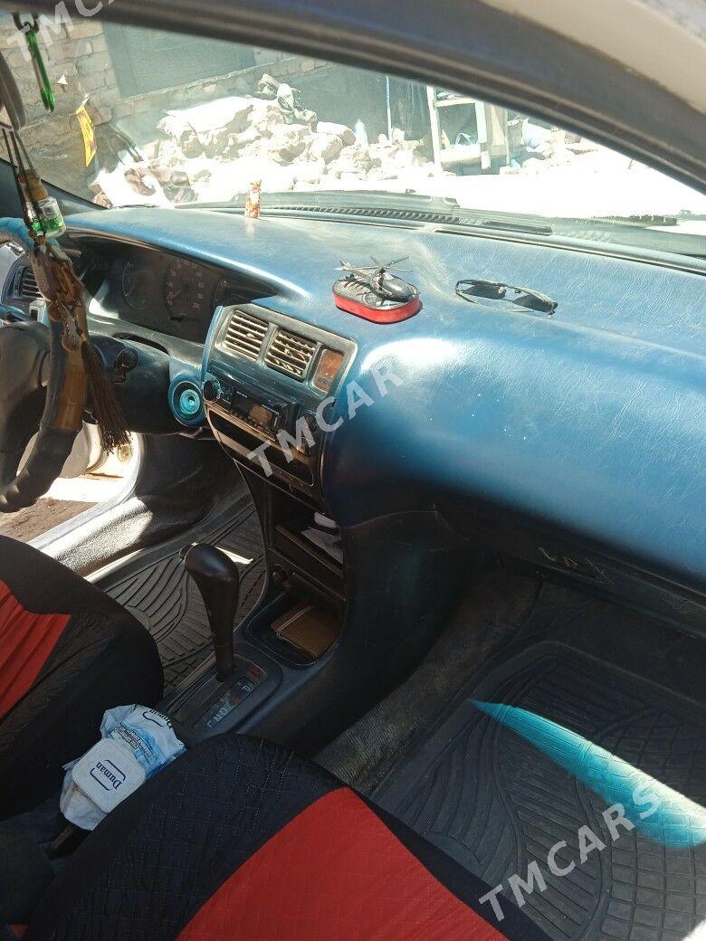 Toyota Corolla 1995 - 50 000 TMT - Türkmenabat - img 6
