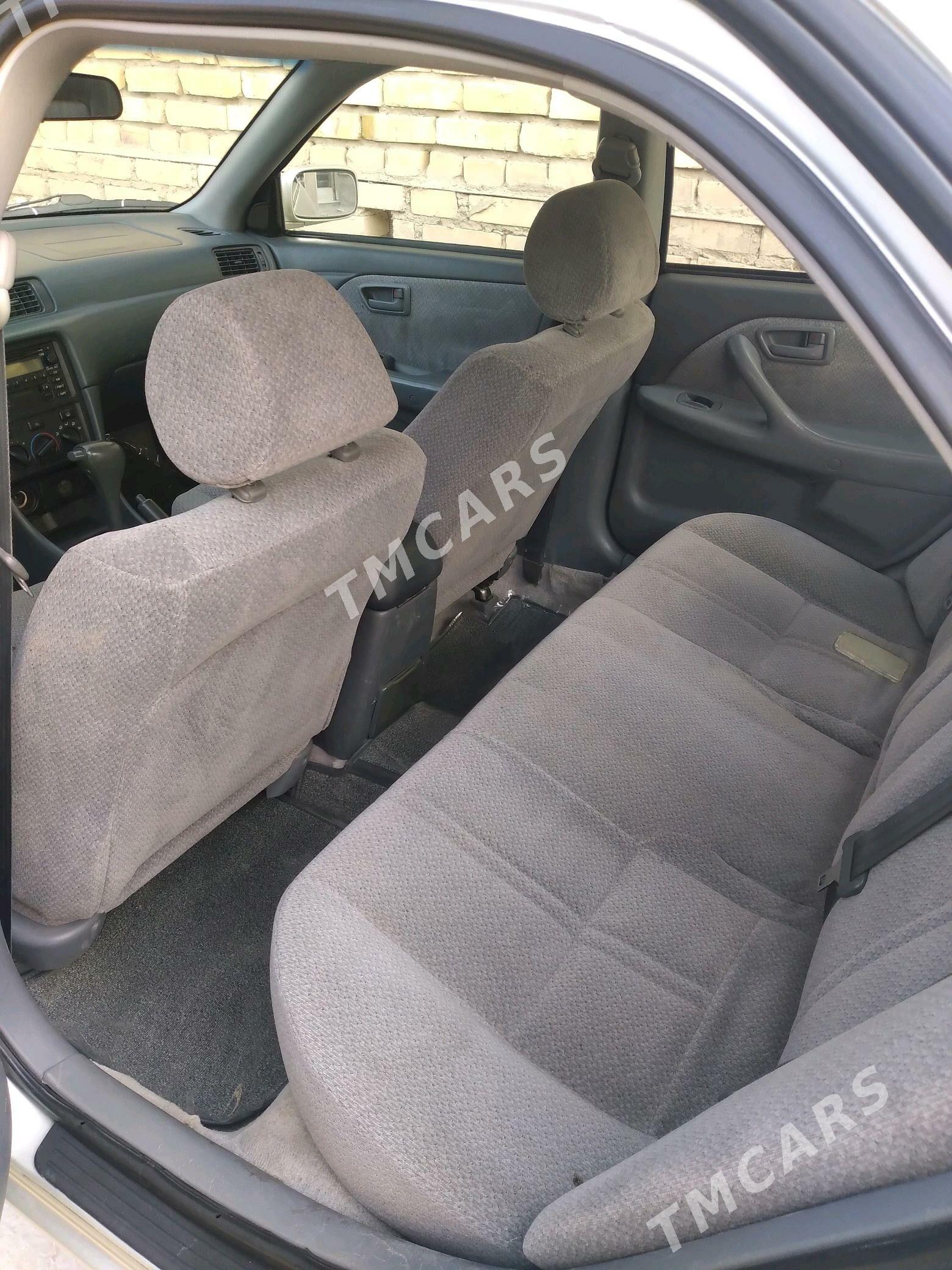 Toyota Camry 2000 - 155 000 TMT - Кёнеургенч - img 9