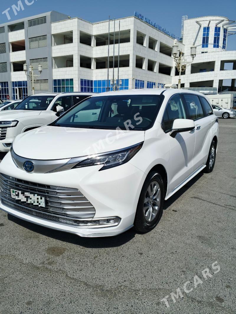 Toyota Sienna 2022 - 530 000 TMT - Ашхабад - img 2