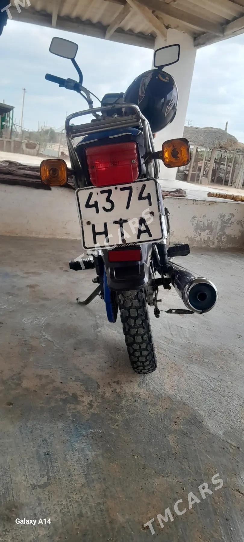 Fekon FK150-8G 2015 - 7 000 TMT - Этрек - img 2