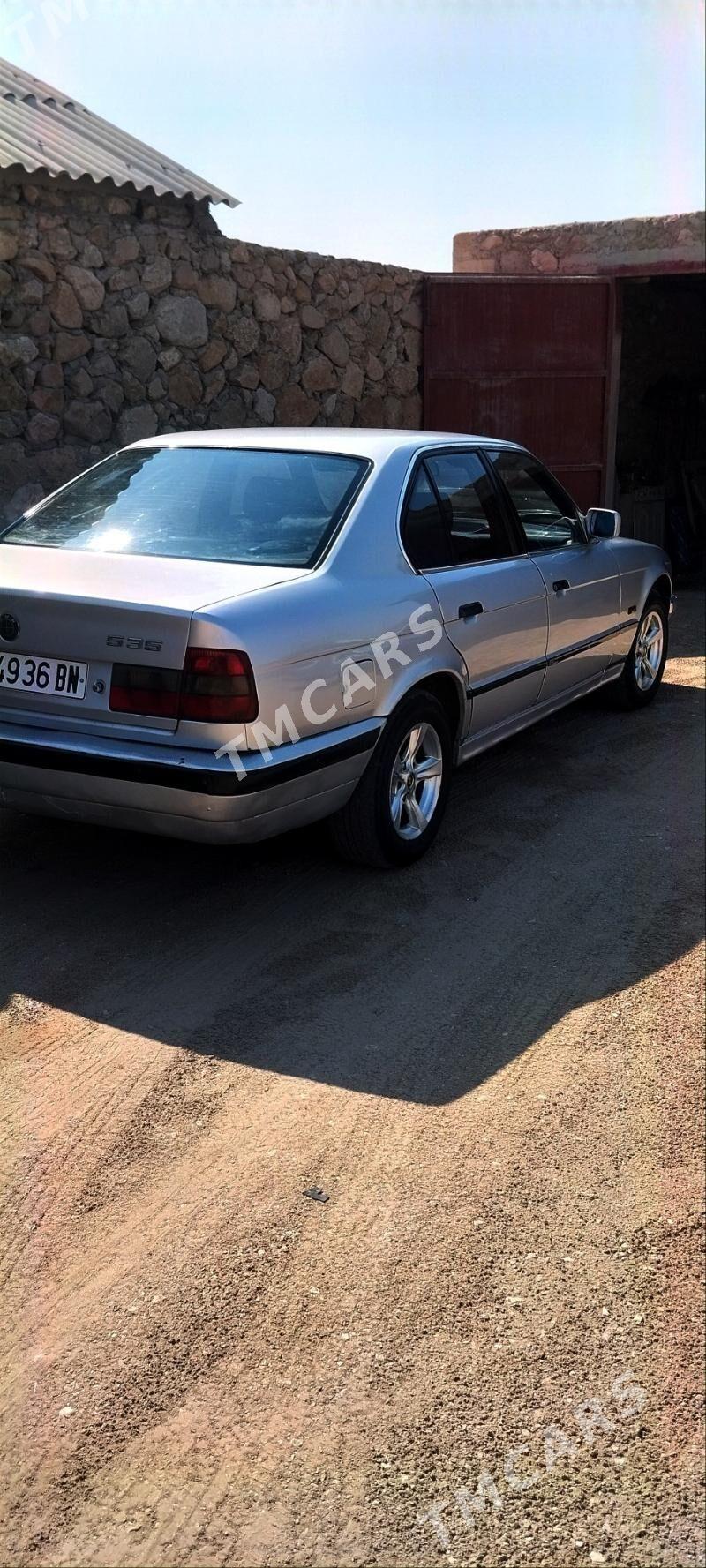 BMW 535 1991 - 35 000 TMT - Балканабат - img 10