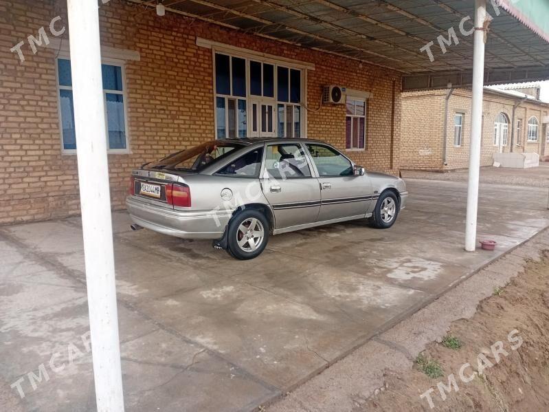 Opel Vectra 1990 - 26 000 TMT - Sakarçäge - img 2