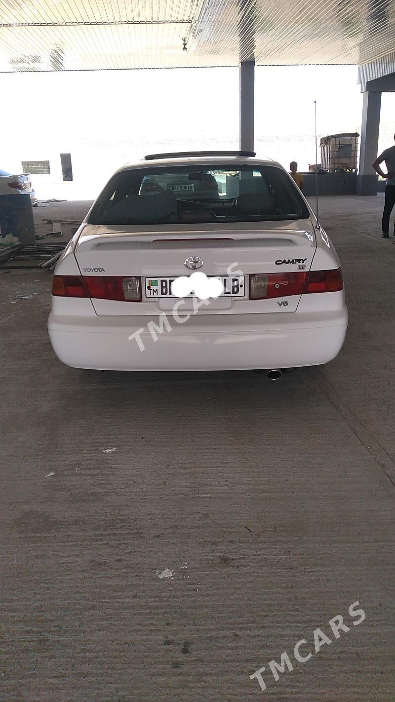 Toyota Camry 2001 - 150 000 TMT - Керки - img 3