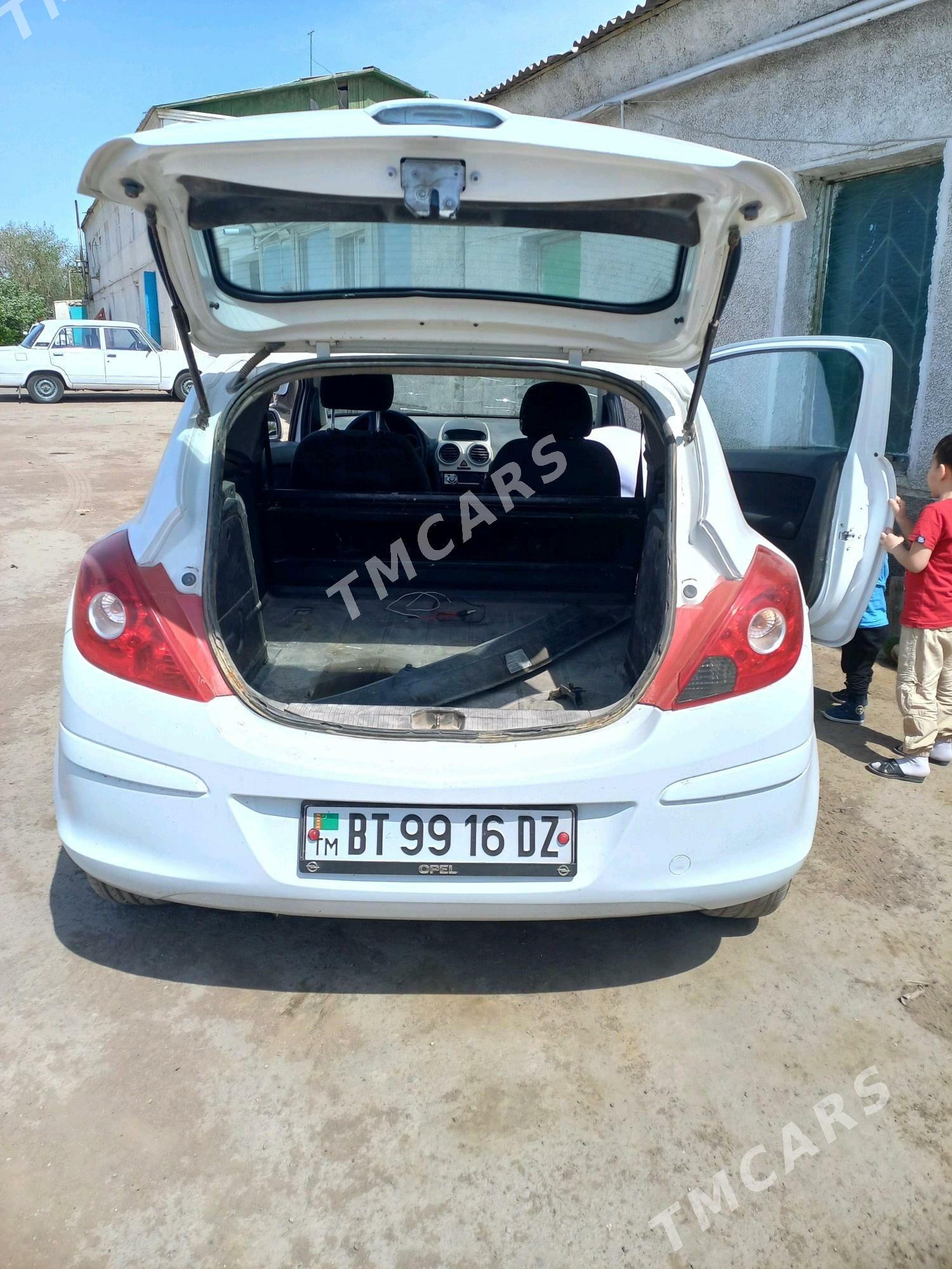 Opel Corsa 2007 - 50 000 TMT - Дашогуз - img 4