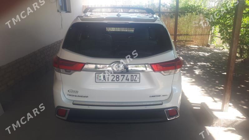 Toyota Highlander 2019 - 500 000 TMT - Дашогуз - img 8