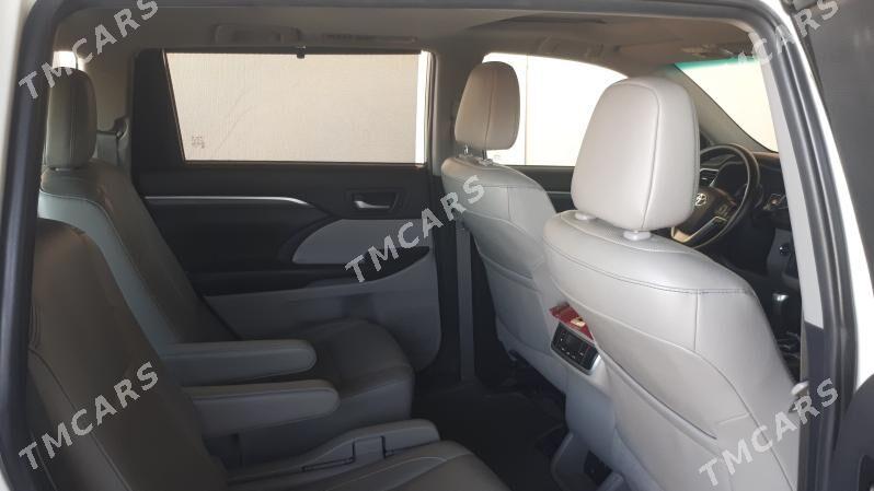 Toyota Highlander 2019 - 500 000 TMT - Дашогуз - img 6