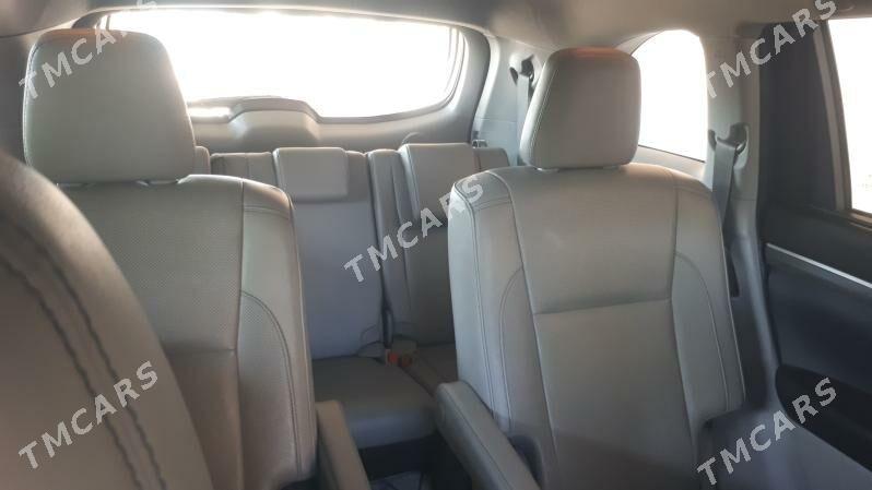 Toyota Highlander 2019 - 500 000 TMT - Дашогуз - img 3