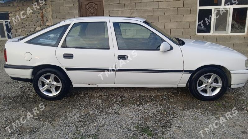 Opel Vectra 1991 - 28 000 TMT - Bäherden - img 5