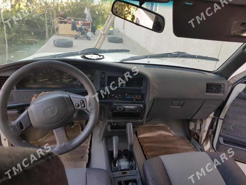 Toyota 4Runner 1995 - 80 000 TMT - Гурбансолтан Едже - img 2