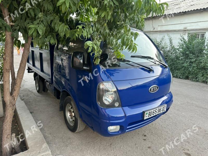 Kia Bongo 2005 - 139 000 TMT - Дашогуз - img 3