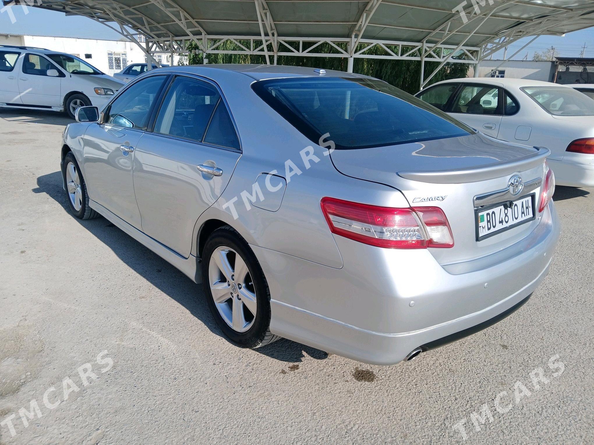 Toyota Camry 2011 - 170 000 TMT - Теджен - img 8