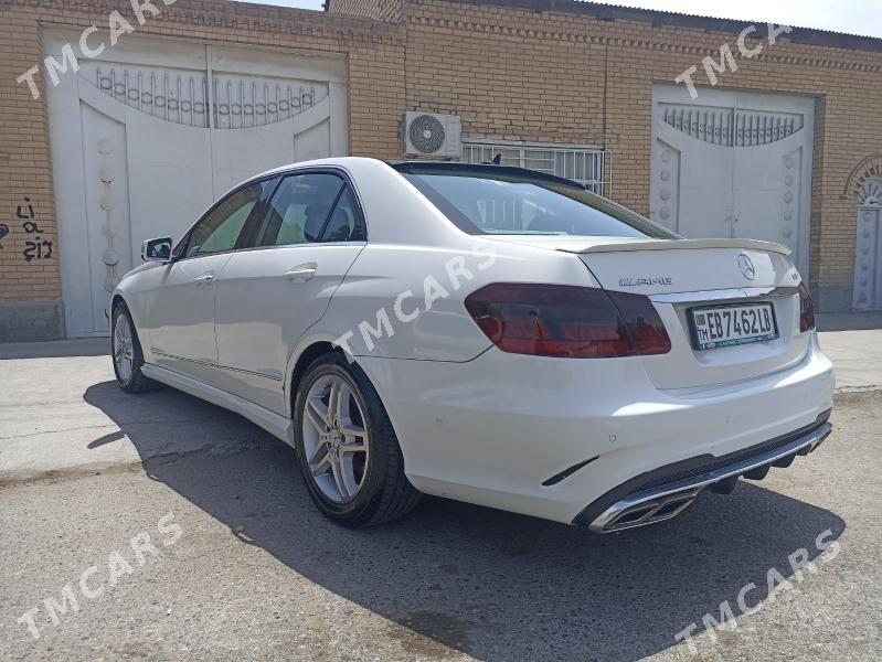 Mercedes-Benz E300 2010 - 300 000 TMT - Туркменабат - img 3