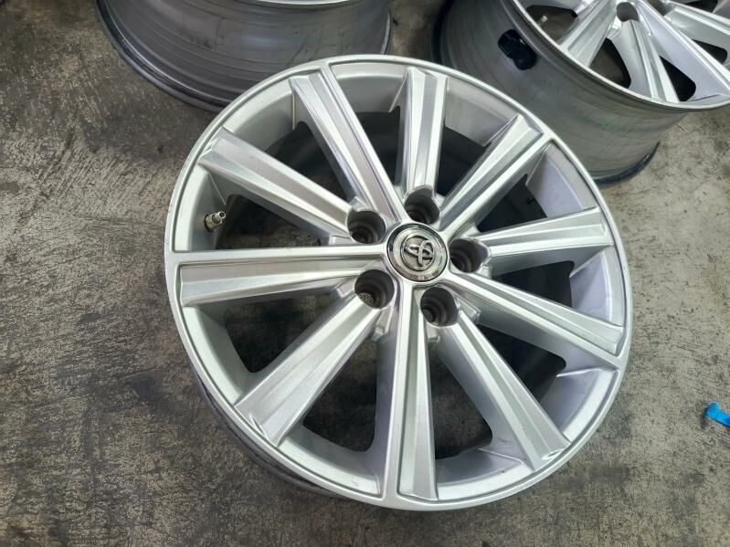 CAMRY XLE DISKA R 17 AURION 3 200 TMT - Aşgabat - img 4