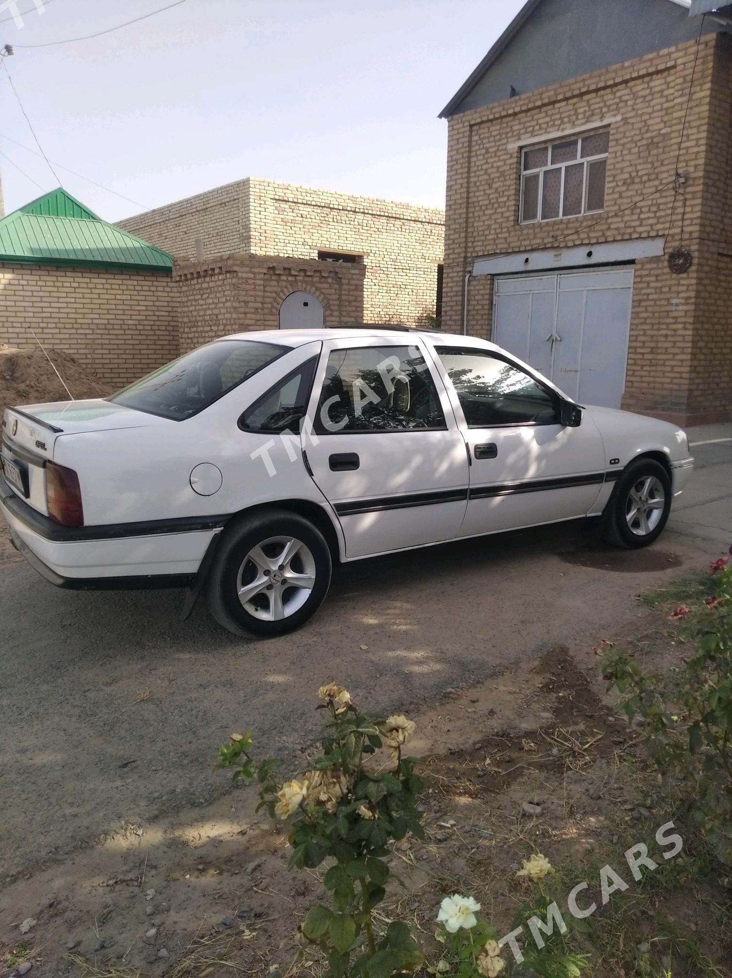 Opel Vectra 1992 - 33 000 TMT - Mary - img 7