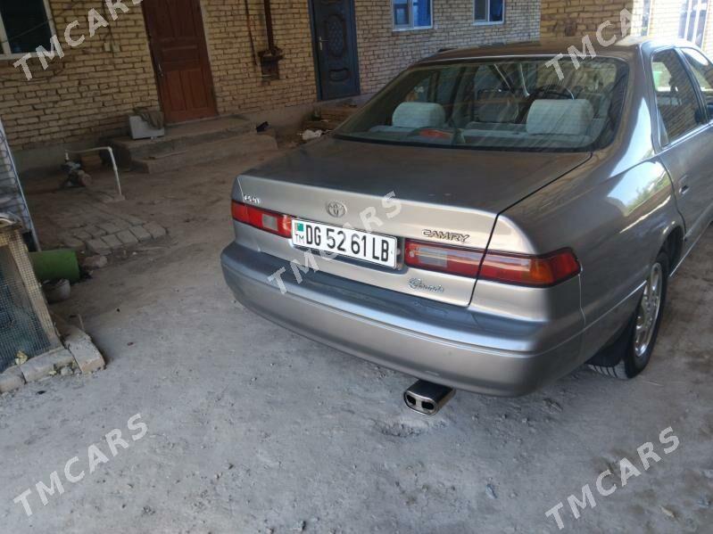 Toyota Camry 1998 - 116 000 TMT - Туркменабат - img 3