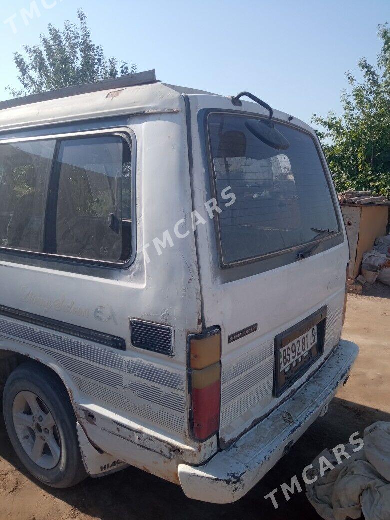 Toyota Hiace 1989 - 23 000 TMT - Kerki - img 2
