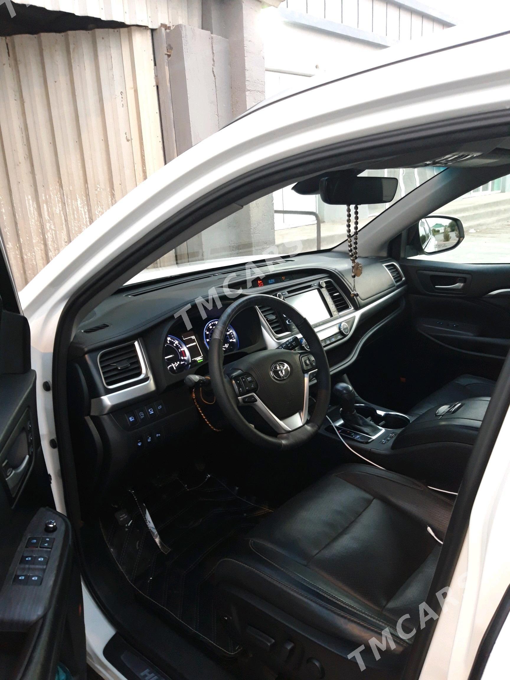 Toyota Highlander 2019 - 575 000 TMT - Ашхабад - img 7