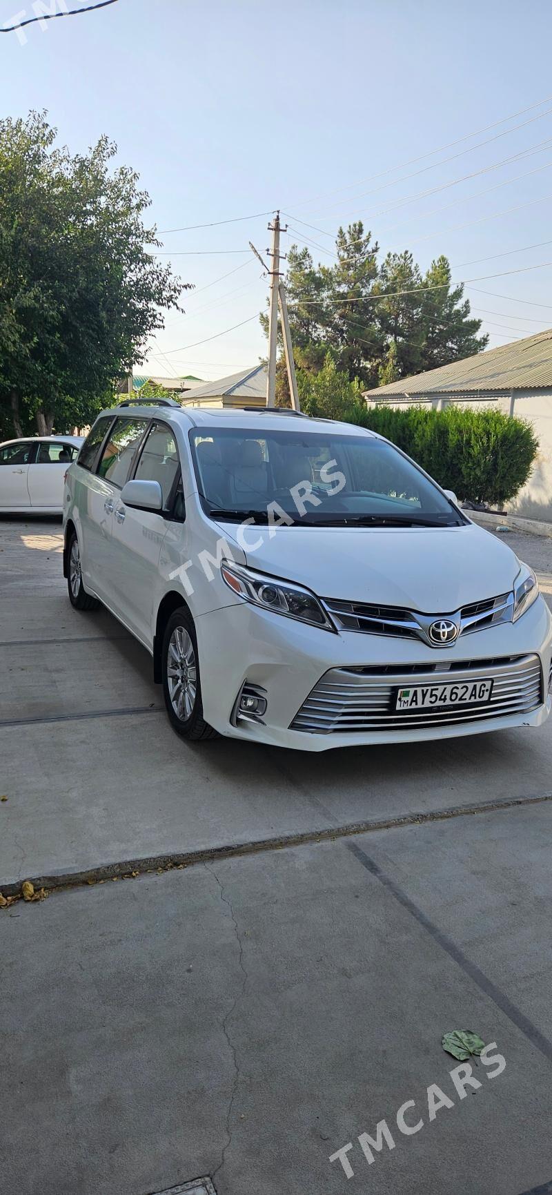 Toyota Sienna 2016 - 435 000 TMT - Aşgabat - img 2