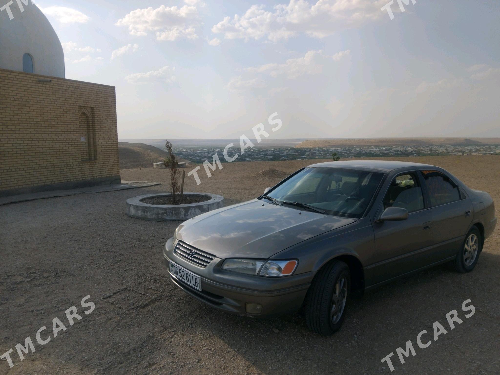 Toyota Camry 1998 - 116 000 TMT - Туркменабат - img 7