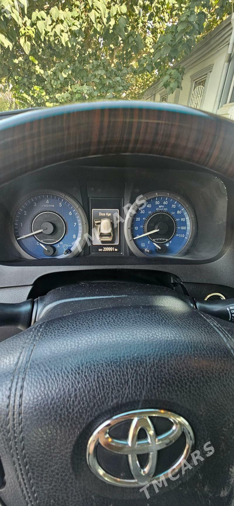 Toyota Sienna 2016 - 435 000 TMT - Aşgabat - img 4