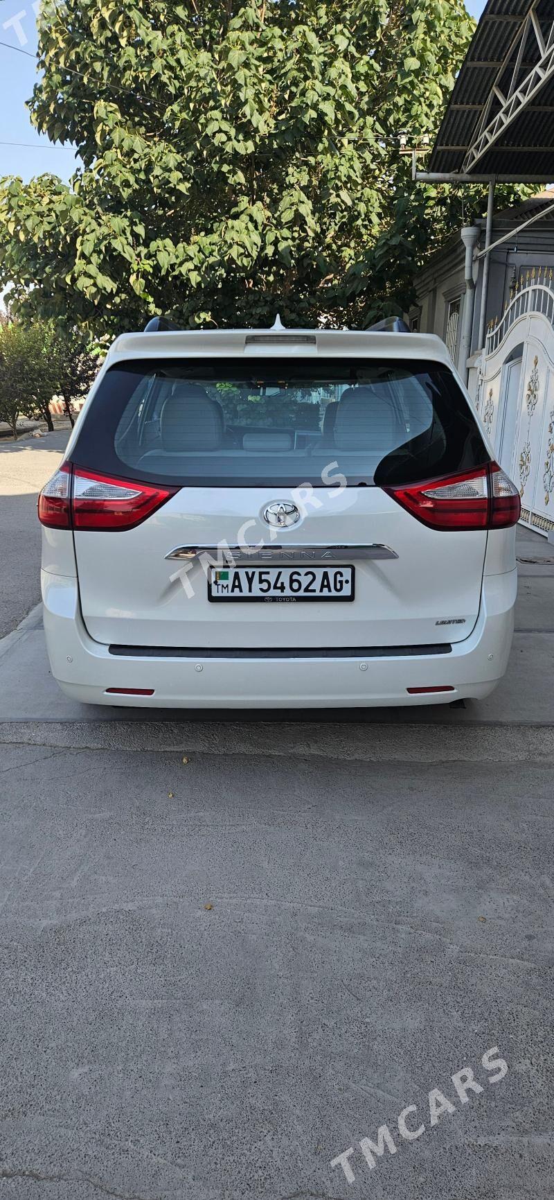 Toyota Sienna 2016 - 435 000 TMT - Aşgabat - img 7