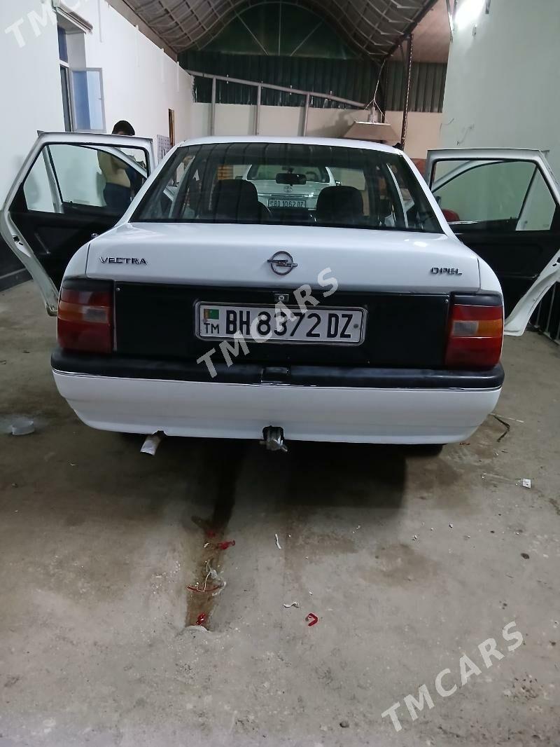 Opel Vectra 1992 - 24 000 TMT - Daşoguz - img 4