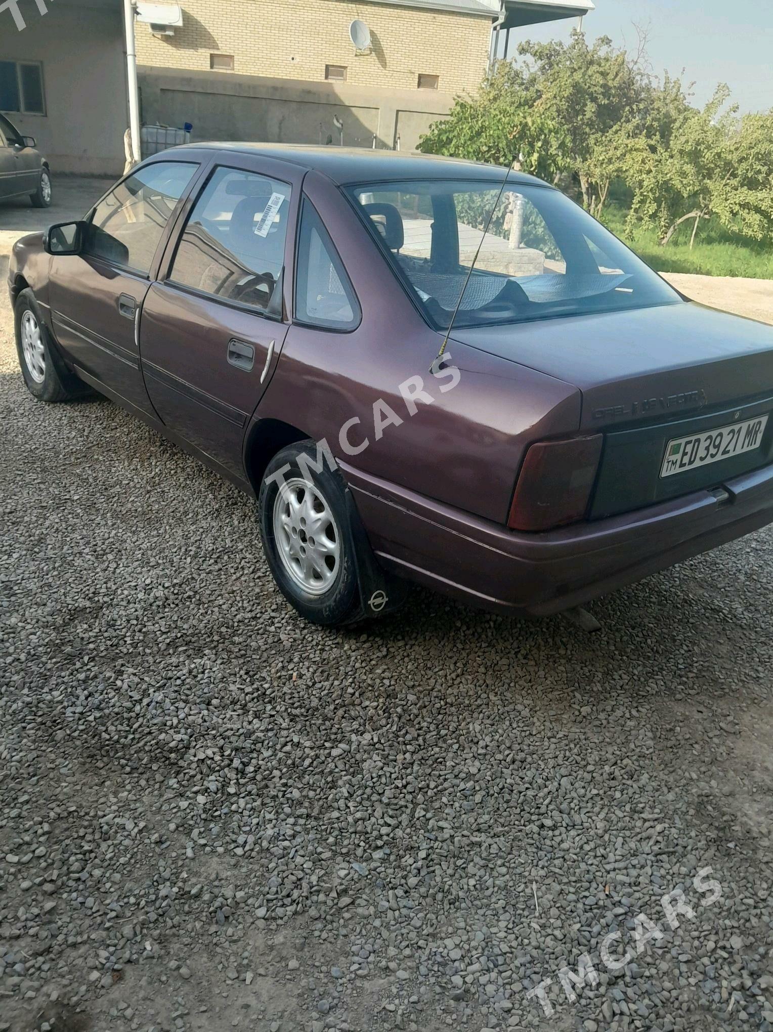 Opel Vectra 1990 - 19 000 TMT - Векильбазар - img 4